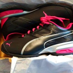 ❤Sold❤Puma Tazon Women's Shoes size 7 NEW